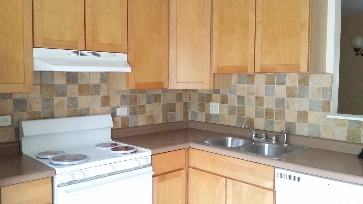 Foto principal - 183 N Waters Edge Dr