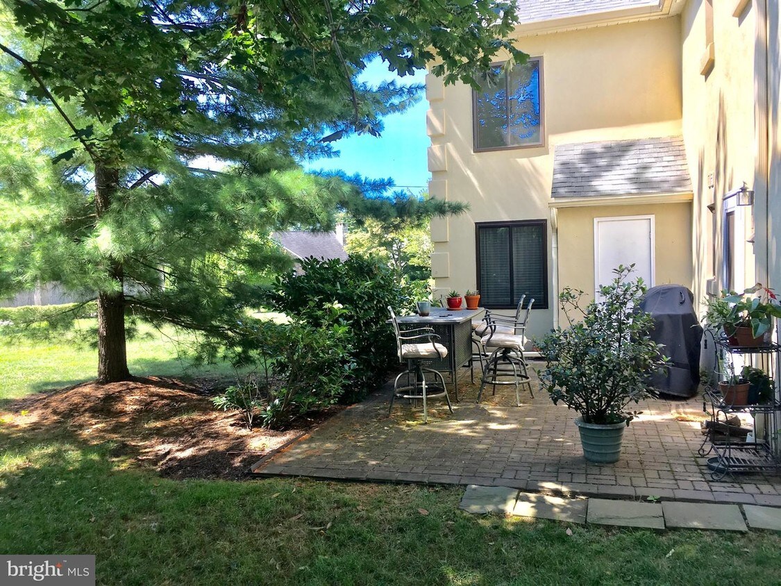 411 Conestoga Rd Unit 1, Devon, PA 19333 Condo for Rent in Devon, PA