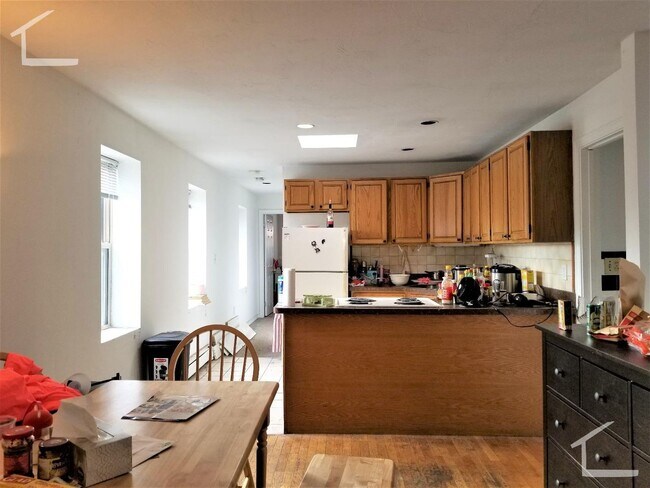 Building Photo - 9/1/25 2BR in South End/Northeastern/Wentw...