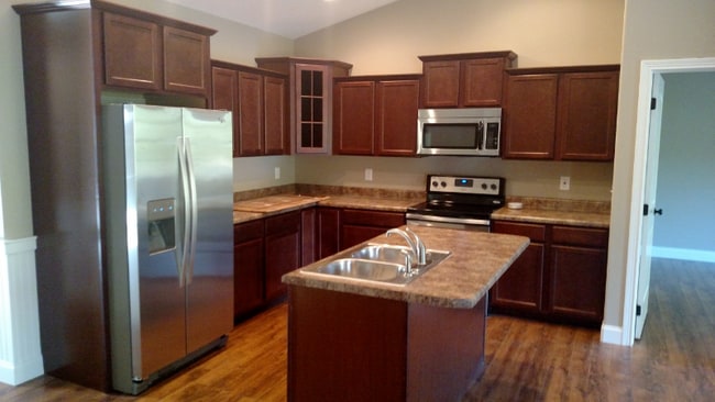 Building Photo - 3410 Pond Run Way