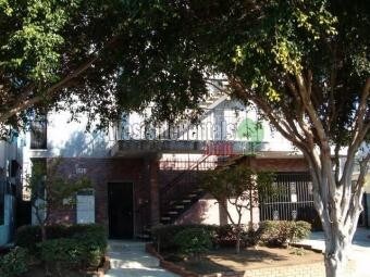 Primary Photo - 1520 Freeman Ave