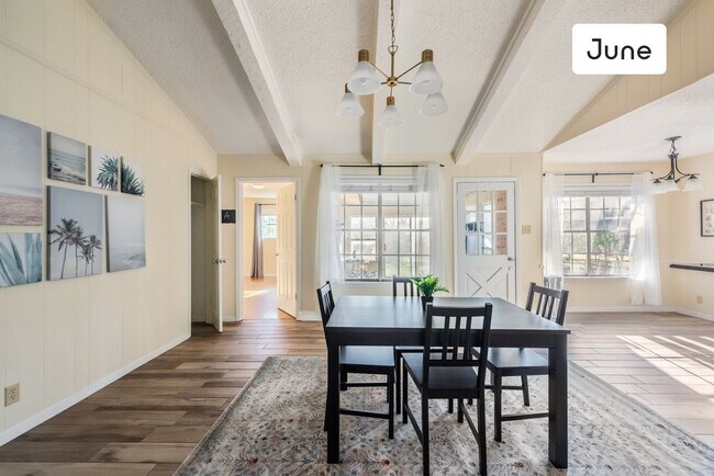 Foto del edificio - 5005 Winding Trail