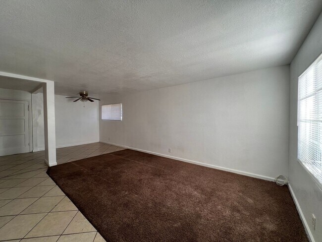 Foto del edificio - P008