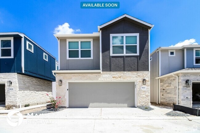 Building Photo - 9824 Rugged Oaks Dr