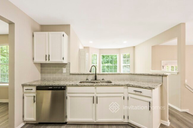 Foto del edificio - 1638 Linksview Way