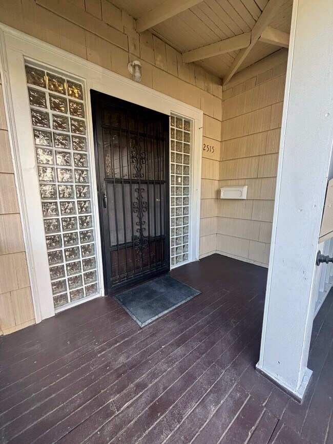 Foto del edificio - 2515 SE 28th Pl