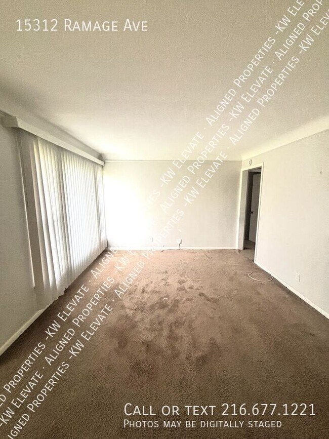 Foto del edificio - 15312 Ramage Ave