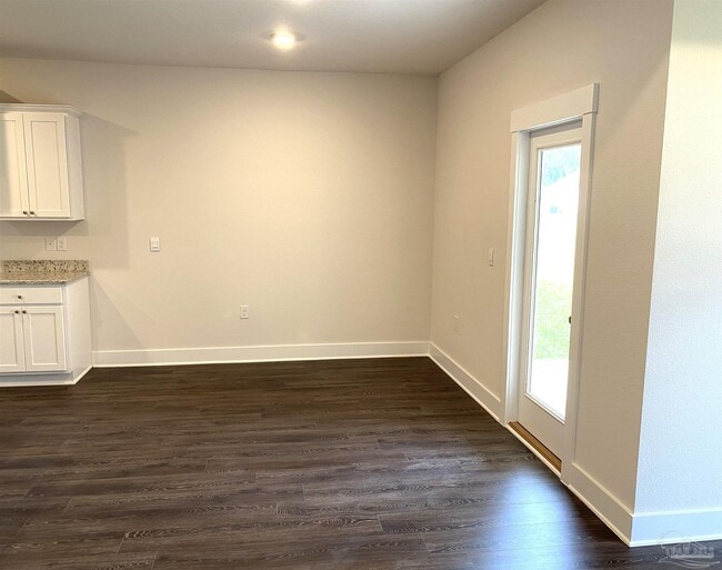 Building Photo - 4066 Blaney Ln