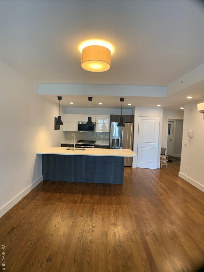 Building Photo - 109-19 72nd Rd