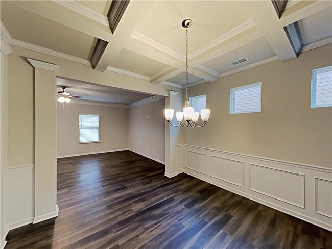 Building Photo - 14 Mercer Dr