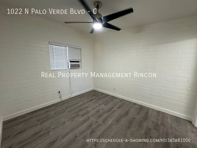 Foto del edificio - 1022 N Palo Verde Blvd