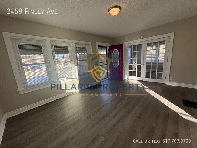 Building Photo - 2459 Finley Ave