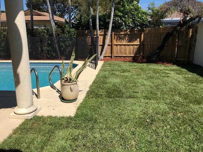 Foto del edificio - 17740 Briar Patch Trail