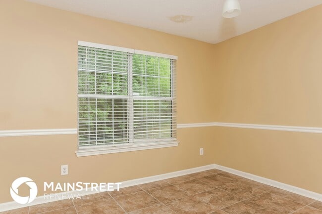Building Photo - 4530 Talon Way