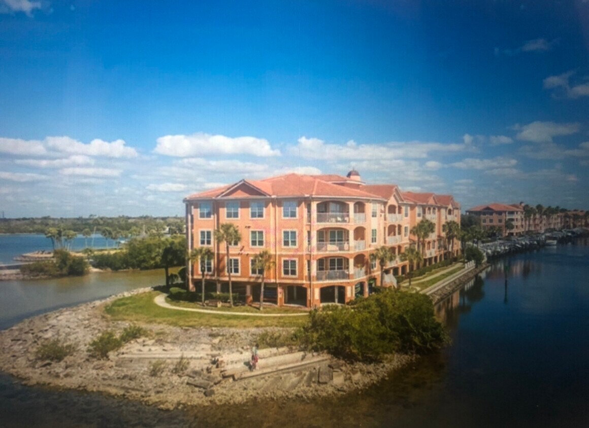 Culbreath Key Condos - 5000 Culbreath Key Way