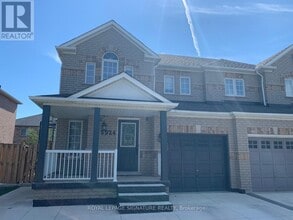 Building Photo - 5924 Terranova Dr