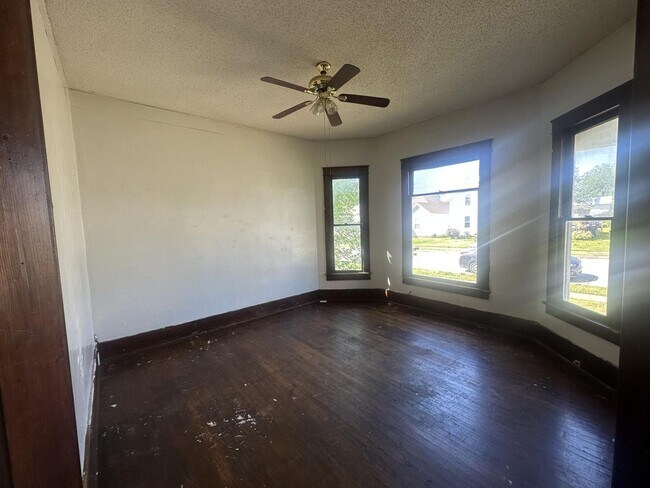 Foto del edificio - Available Home for Rent