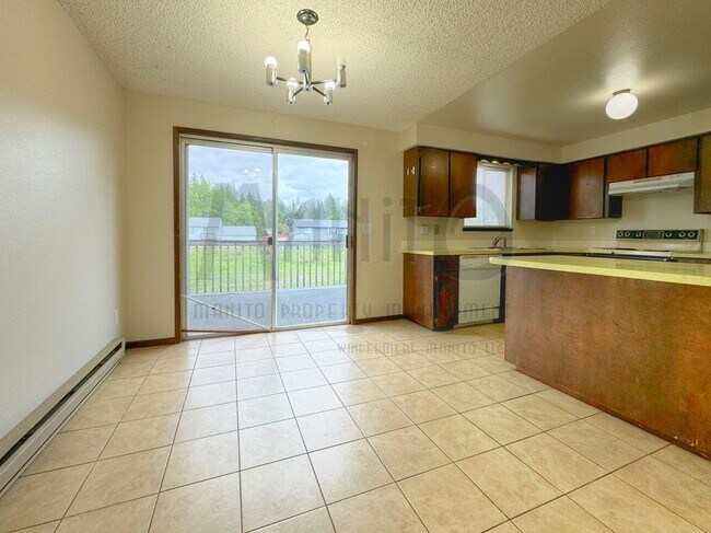 Building Photo - Charming Spokane Valley Duplex