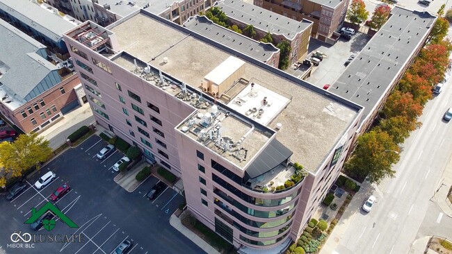Building Photo - 225 N New Jersey St