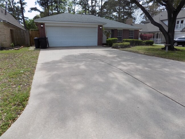 Building Photo - 22623 River Birch Dr