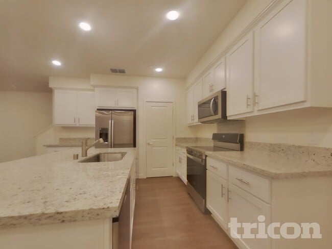 Foto del edificio - 2046 Delta Vw Ave