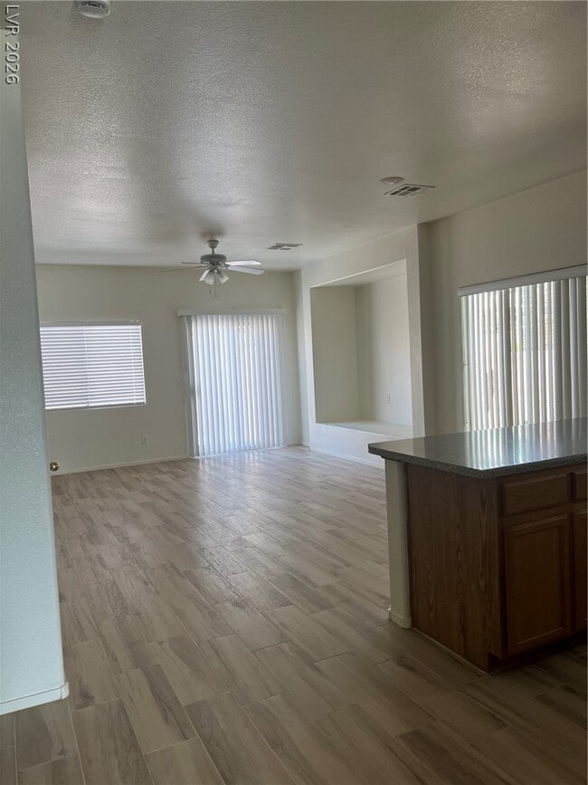 Building Photo - 6273 Highland Gardens Dr