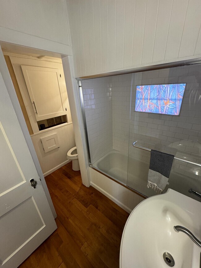 Building Photo - 107 N Washington Ave