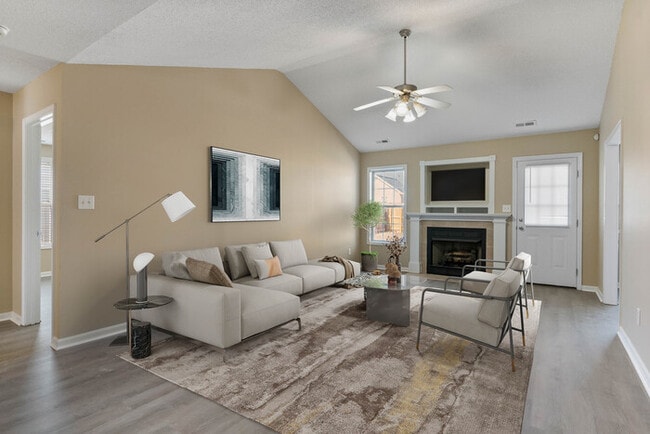 Building Photo - 1456 Middlesbrough Dr
