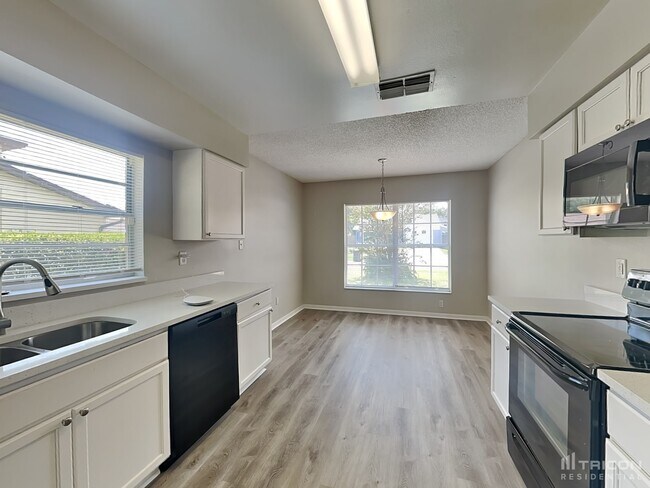 Building Photo - 1507 Crossridge Dr