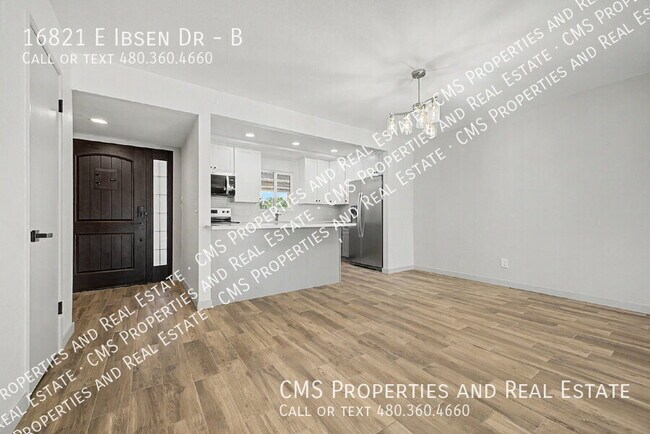 Foto del edificio - 16821 E Ibsen Dr