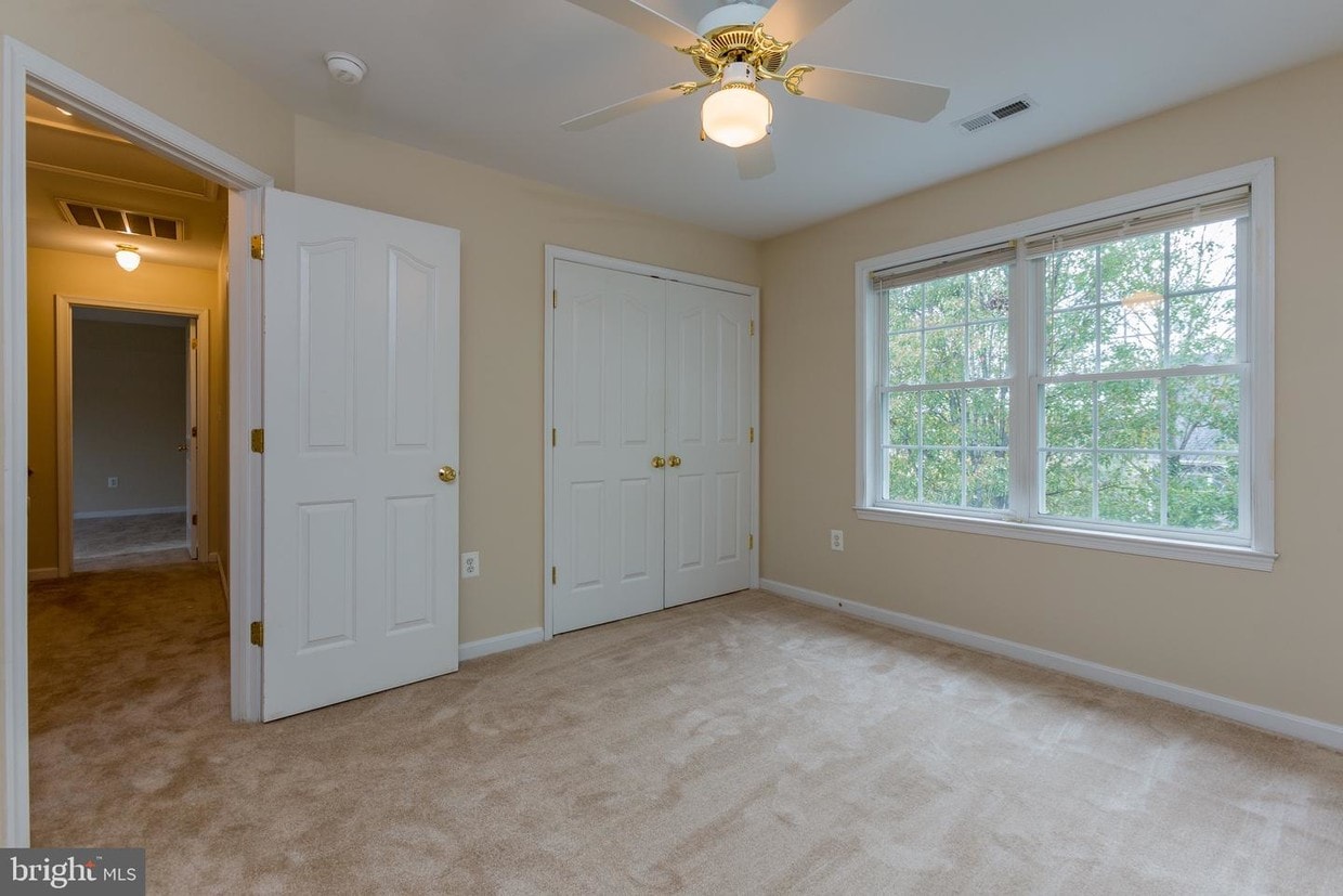 34 Ashcroft Dr, Fredericksburg, VA 22405 House Rental in