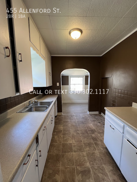 Foto del edificio - 2 Bedroom 1 Bathroom Home for Rent
