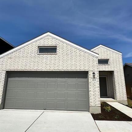 Building Photo - 123 Dollars Dr