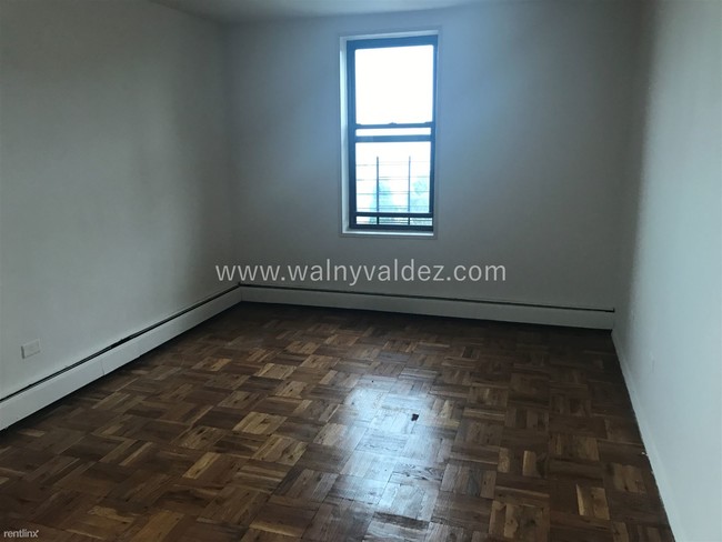 Foto del edificio - 2 br, 1 bath  - 1110 Stadium Ave