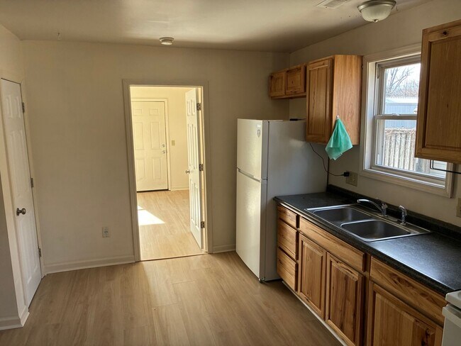 Foto del edificio - Beautiful! Remodeled 3 bed, 2 bath home and you don't want to miss this property. A must see for ...