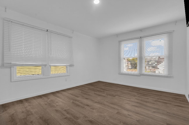 Building Photo - 2466 Highland St