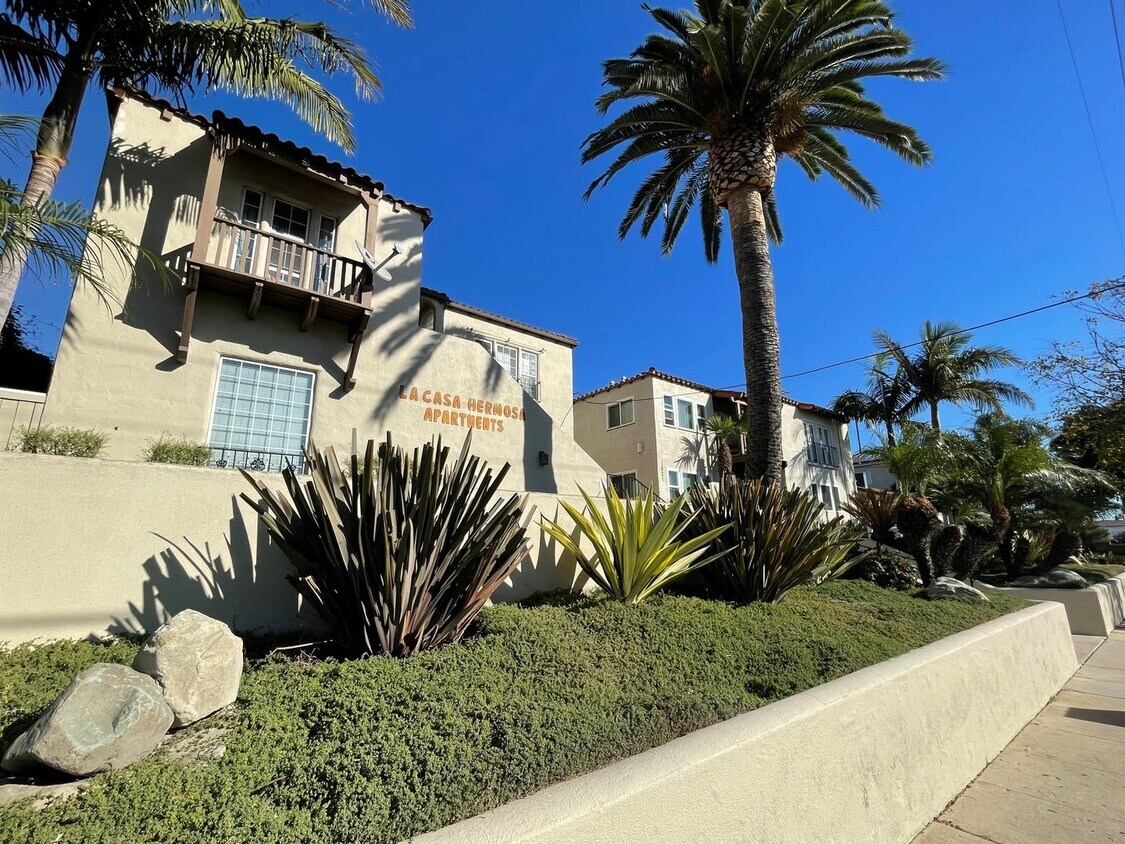 Foto del edificio - La Casa Hermosa Apartments