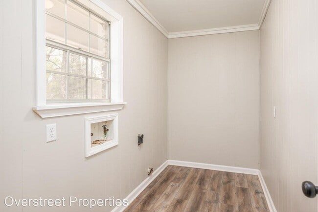 Building Photo - 4 br, 2 bath House - 709 Ponderosa Dr