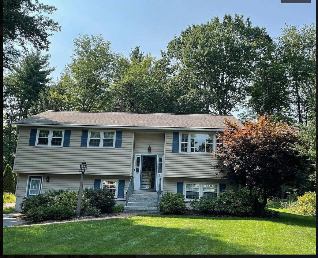 5 Patricia Ave, Exeter, NH 03833 House Rental in Exeter, NH