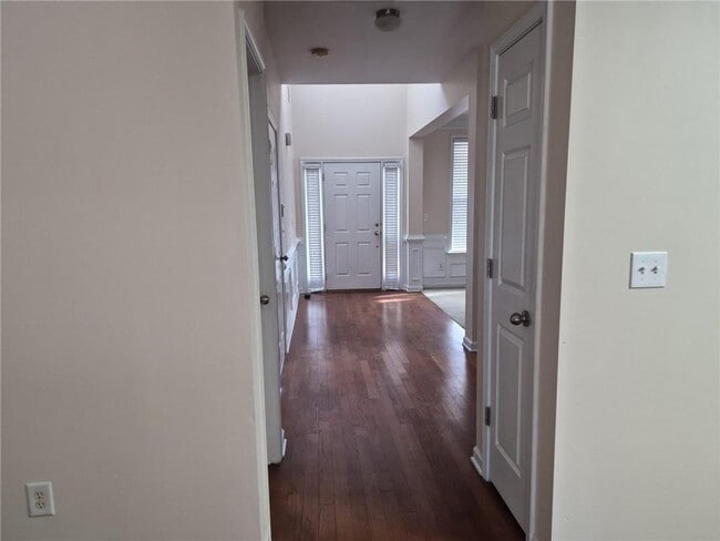 Foto del edificio - 5966 Haddon Pl SE