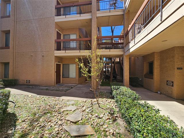 Foto del edificio - 5550 Spring Valley Rd