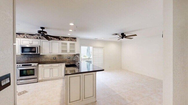 Building Photo - 23330 La Vida Way