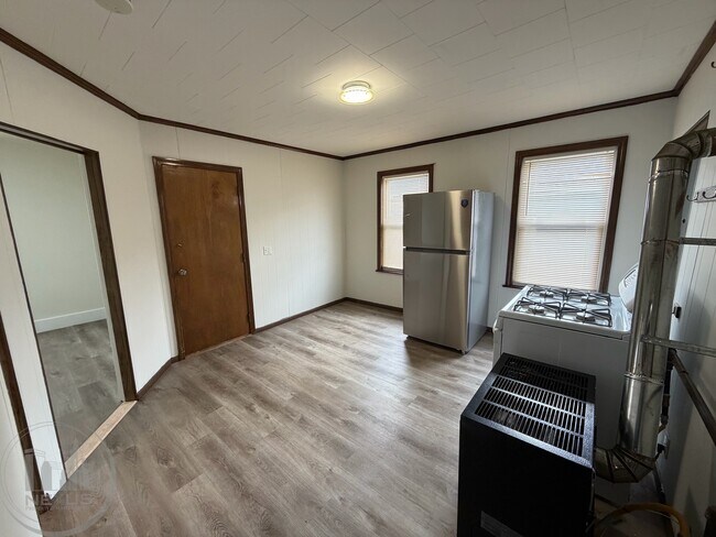 Foto del edificio - 73 Esther St