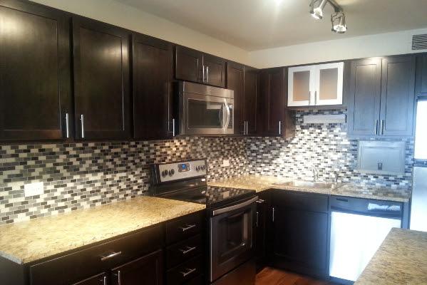 Primary Photo - 860 N Dewitt Pl