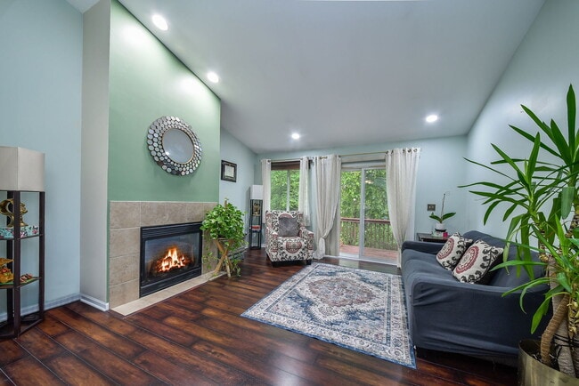 Building Photo - 3169 Saganashkee Ln