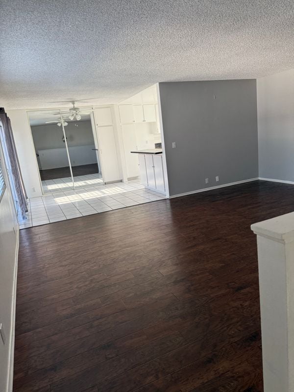 Foto del edificio - 16141 Malaga Ln