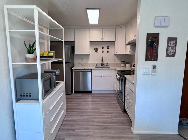 Foto del edificio - 10203 17th Ave SW