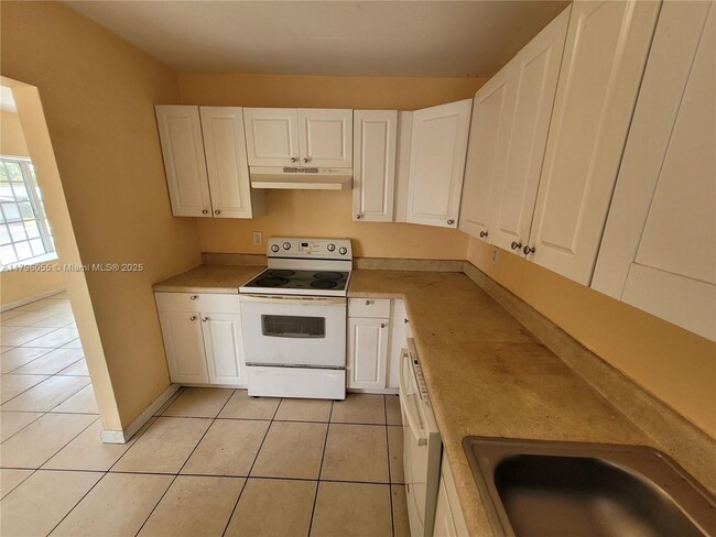 Foto del edificio - 5316 NW 18th Ct