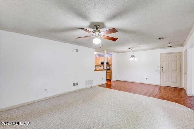 Building Photo - 5-3 Portland Ct