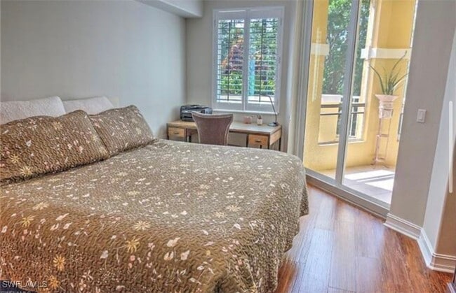 Foto del edificio - 2738 Tiburon Blvd E